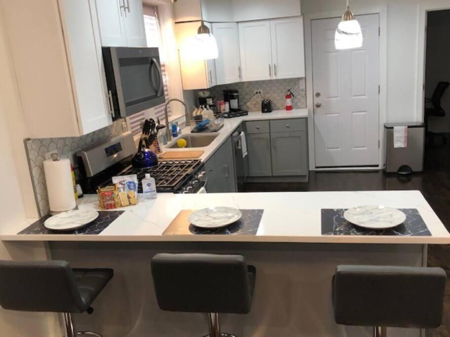 The Blue Golden Luxury Modern 3- Bedroom Apartment In 芝加哥 外观 照片