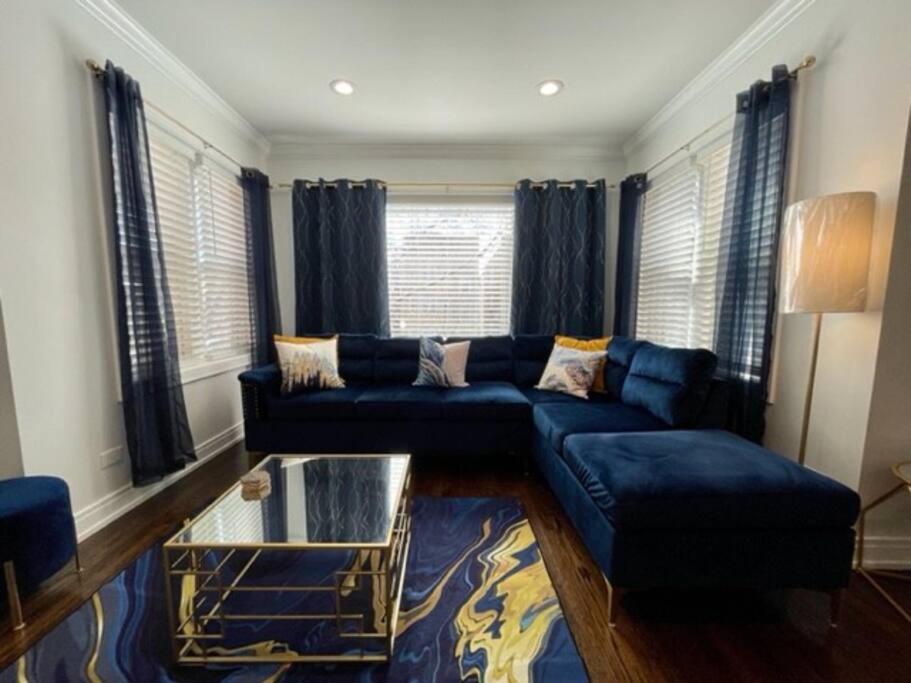 The Blue Golden Luxury Modern 3- Bedroom Apartment In 芝加哥 外观 照片